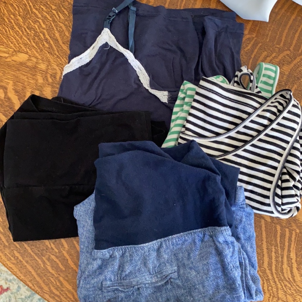 Maternity bundle, shorts, tanks, gown.